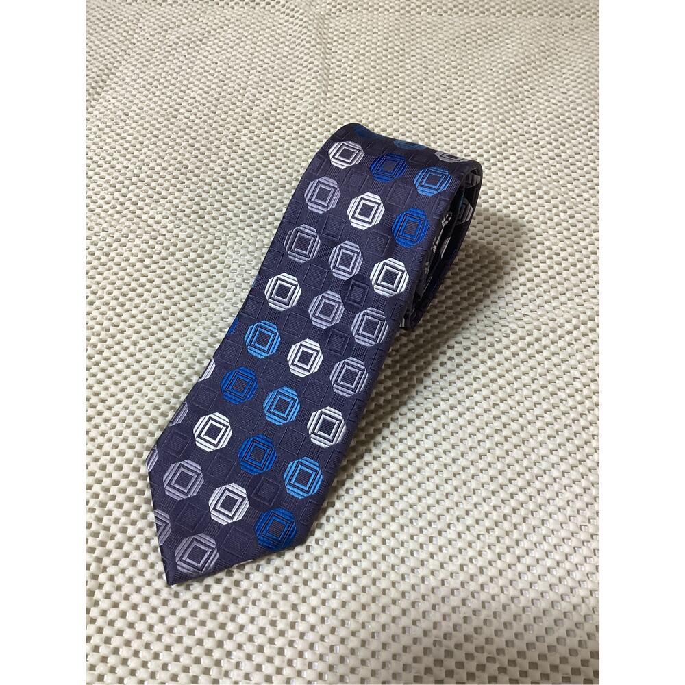 Michael Kors 100% Silk Necktie Gray Blue Geometric Square Pattern Tie